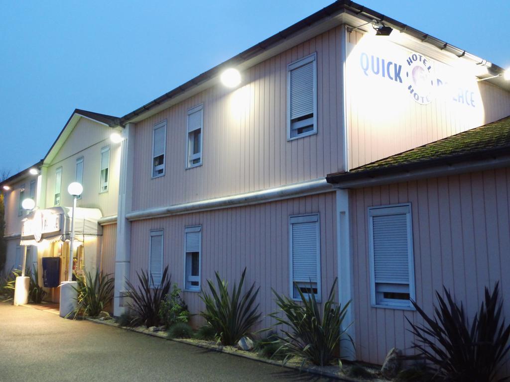 Quick Palace Lyon Saint-Priest Ngoại thất bức ảnh